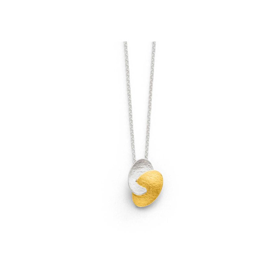 filigranes handgefertigtes Collier & Anhänger – kratzmatt Silber & Goldkombination