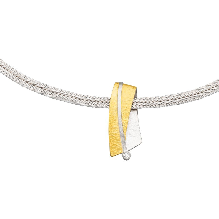 außergewöhnliches handgefertigtes Collier & Anhänger – kratzmatt Silber & Goldkombination & Brillant